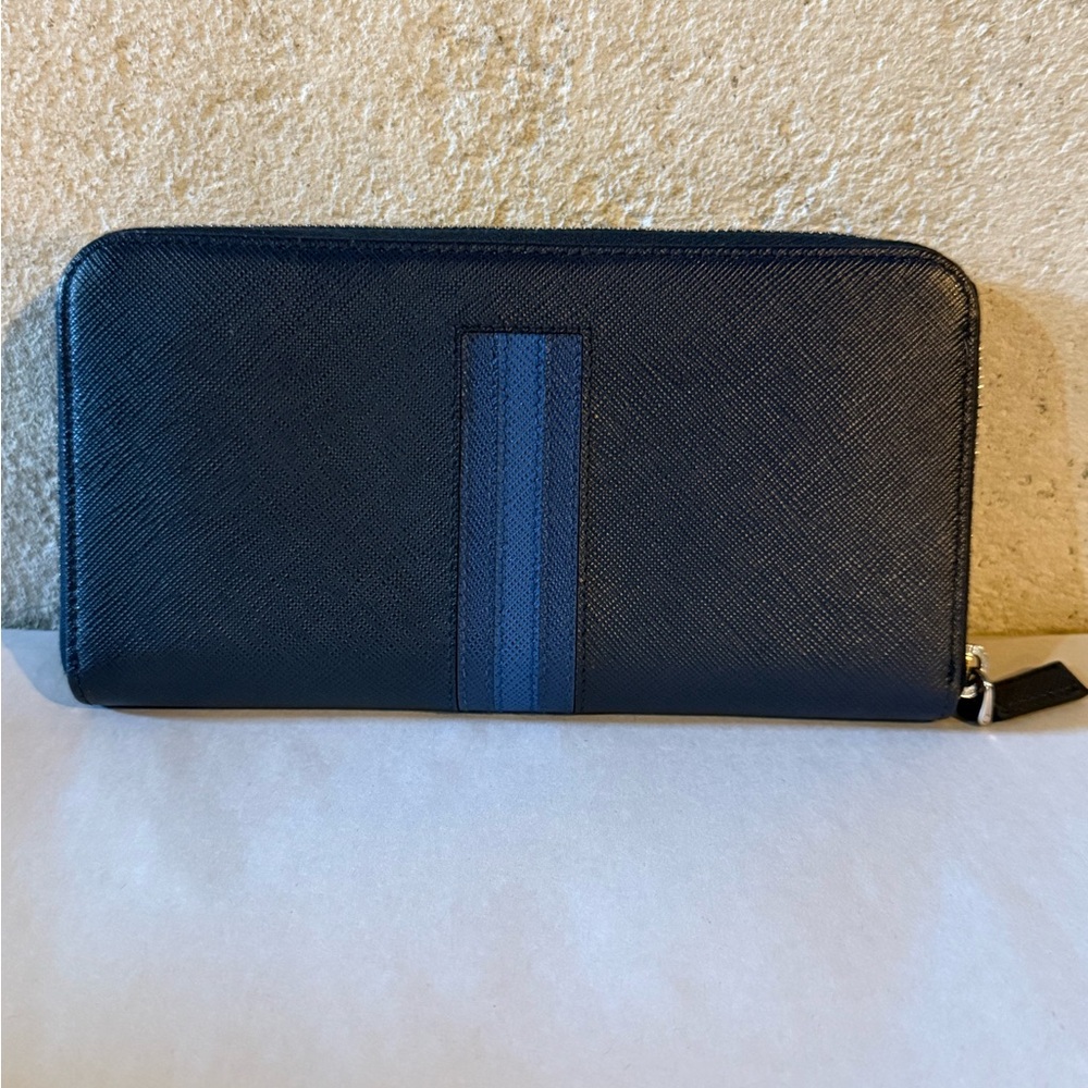Prada Navy Saffiano Zip-Around Wallet w/ COA - Picture 3 of 6